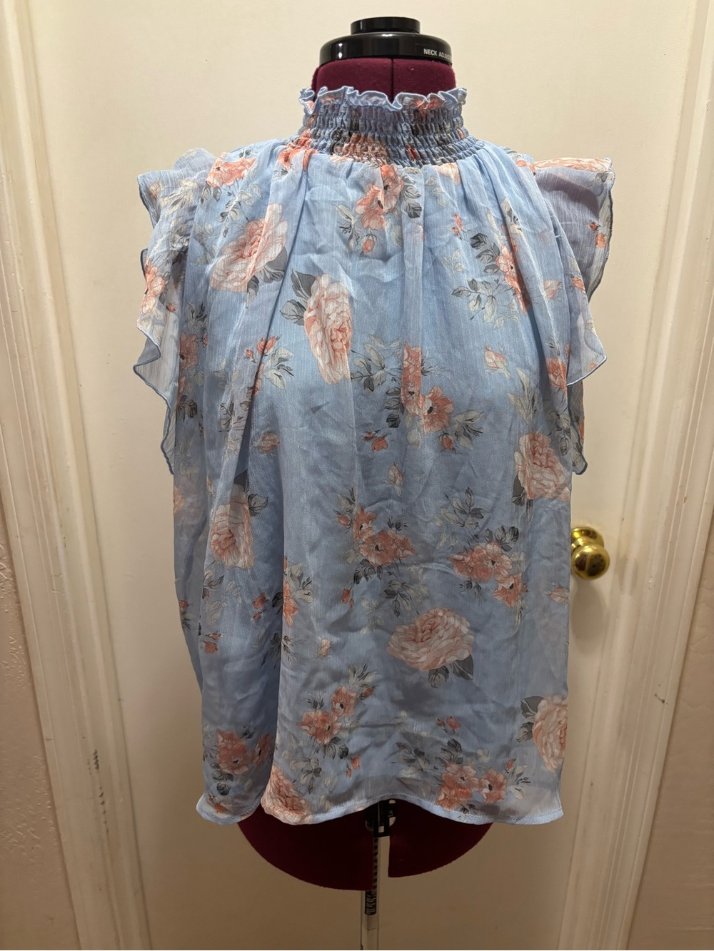 NWT Melloday Etheral Blue Chiffon Floral  Ruffle Sleeveless Blouse - Size Medium